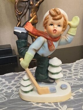 Vtg 1960 Boy Skater Cream and Green Ice Skater Figurine with Red Scarf Japan